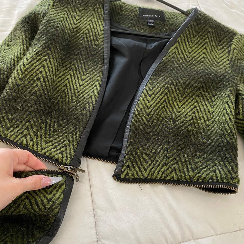 Evette & K jacket - Picture 6 of 7